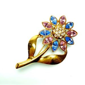 Vintage Crystal Flower Brooch Gold Tone Blue White Pink NWOT